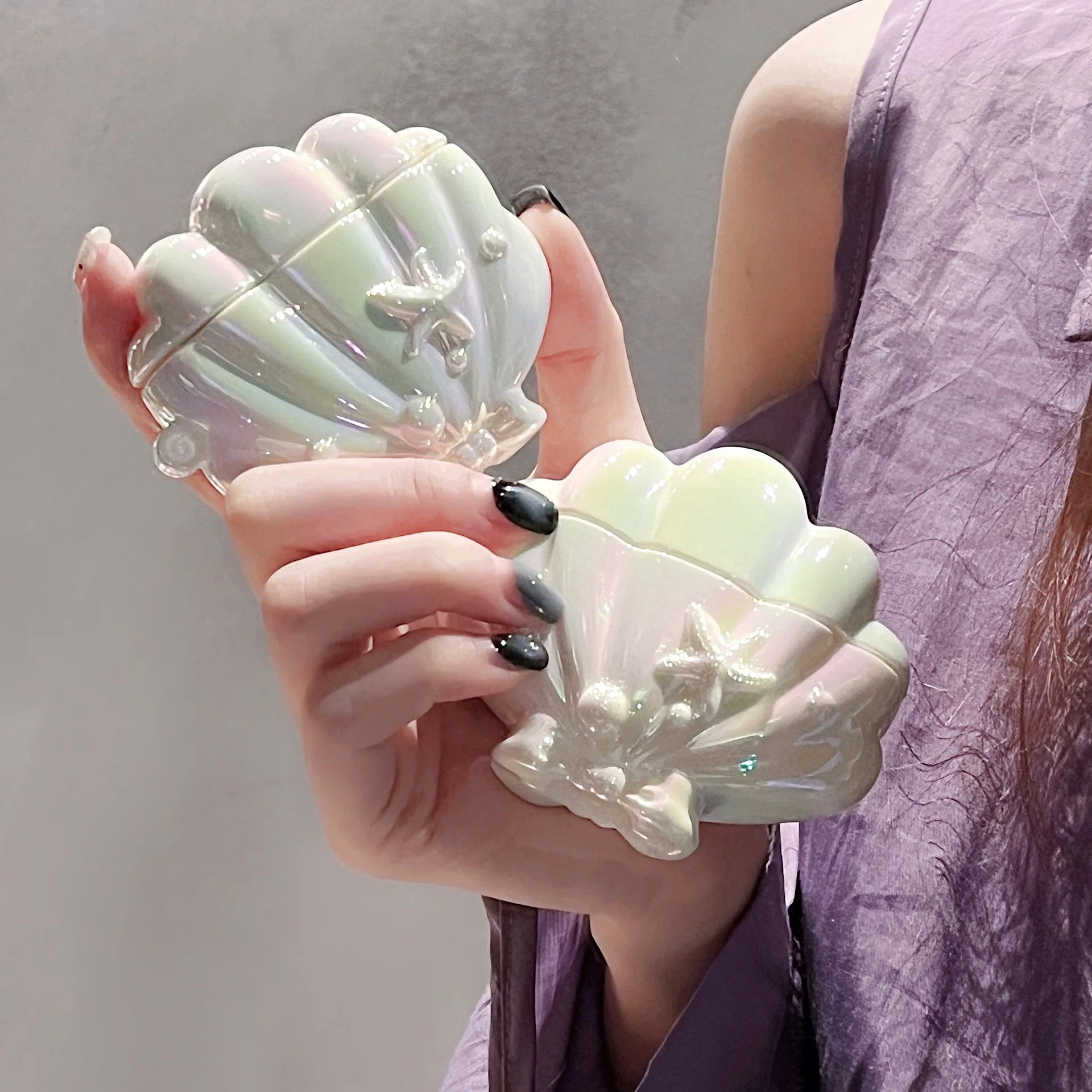 Air Pod Pro 3rd Gen Cases（2025 USB-C ） Electroplating shell design protective shell With shell pendant For Airpods Pro 3 Funda